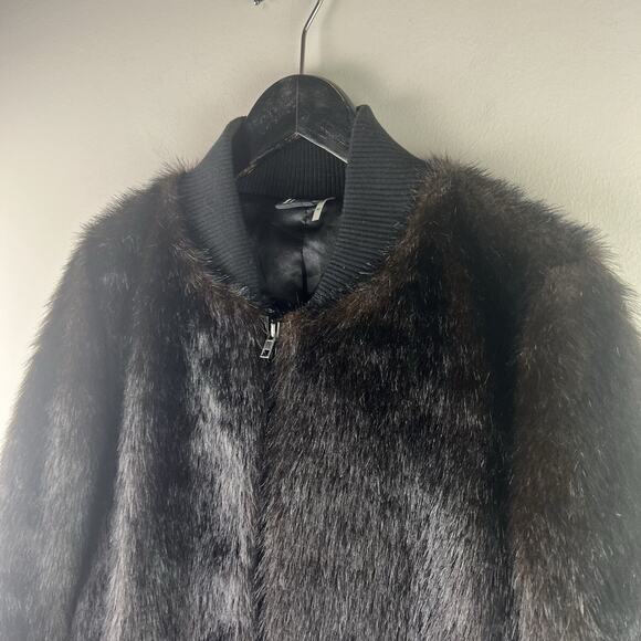 Love Token Coat Faux Fur Brown Bomber zip light soft fuzzy Jacket M - Picture 3 of 7